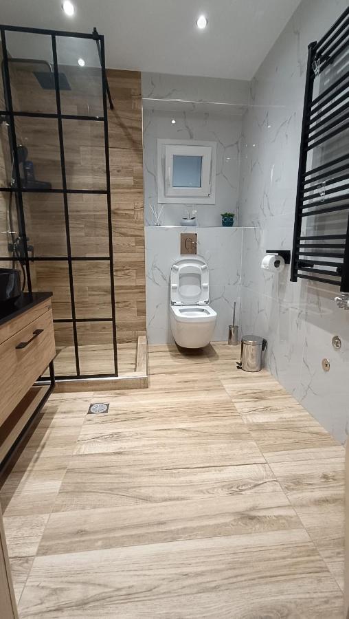 Comfort Corner 75M2 100Mbs سالونيك المظهر الخارجي الصورة