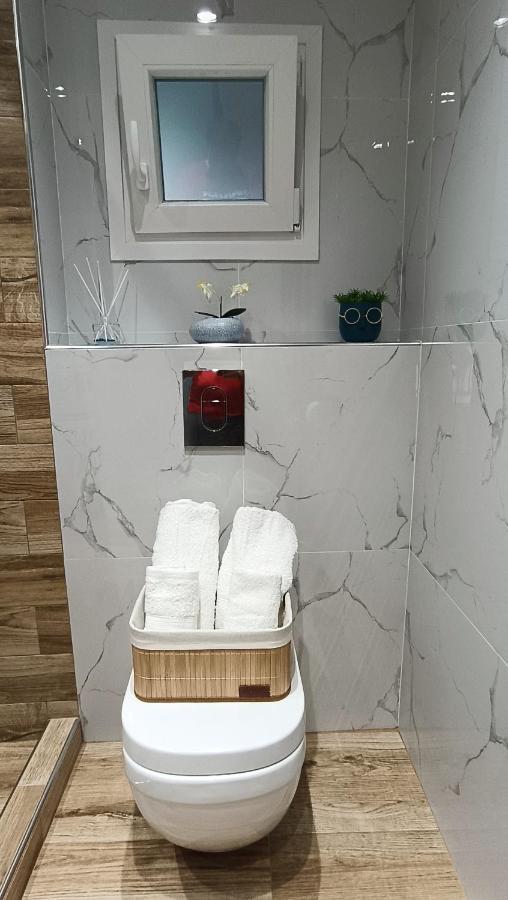 Comfort Corner 75M2 100Mbs سالونيك المظهر الخارجي الصورة