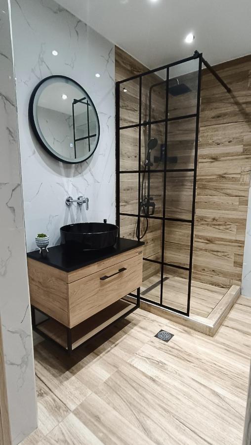Comfort Corner 75M2 100Mbs سالونيك المظهر الخارجي الصورة